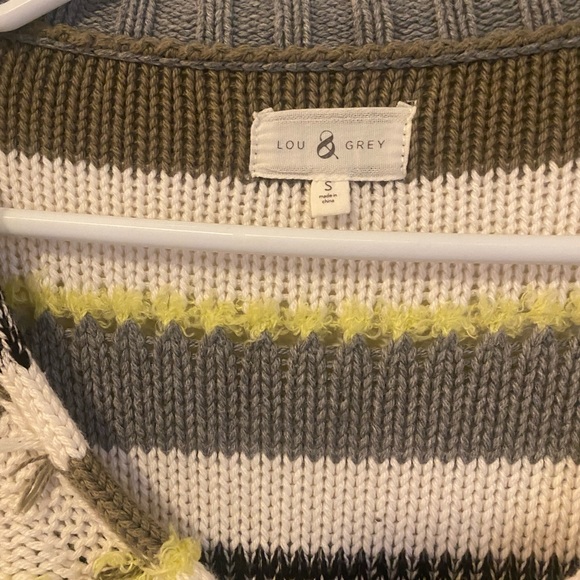 Lou & grey sweater - Picture 3 of 5